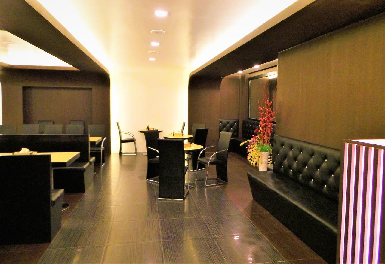 Clover City Center Plus Hotel Yangon Extérieur photo